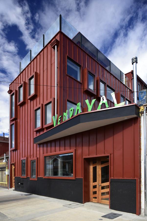 Hotel Vendaval Puerto Natales Exterior photo